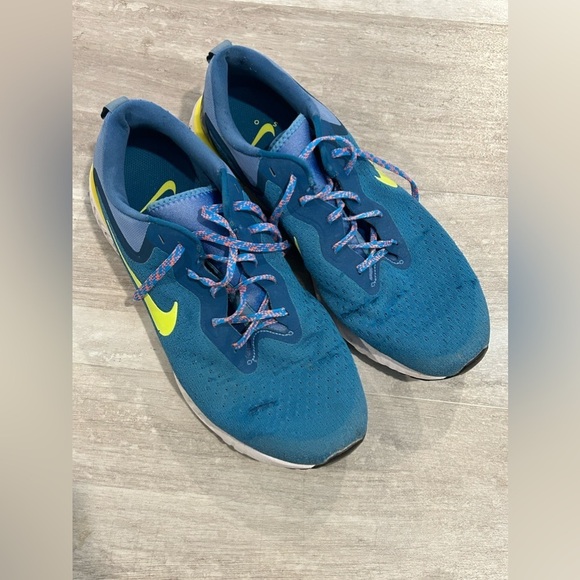 RARE Mens NIKE ODYSSEY REACT Green Volt blue Running Trainers sz 11 - Picture 2 of 5
